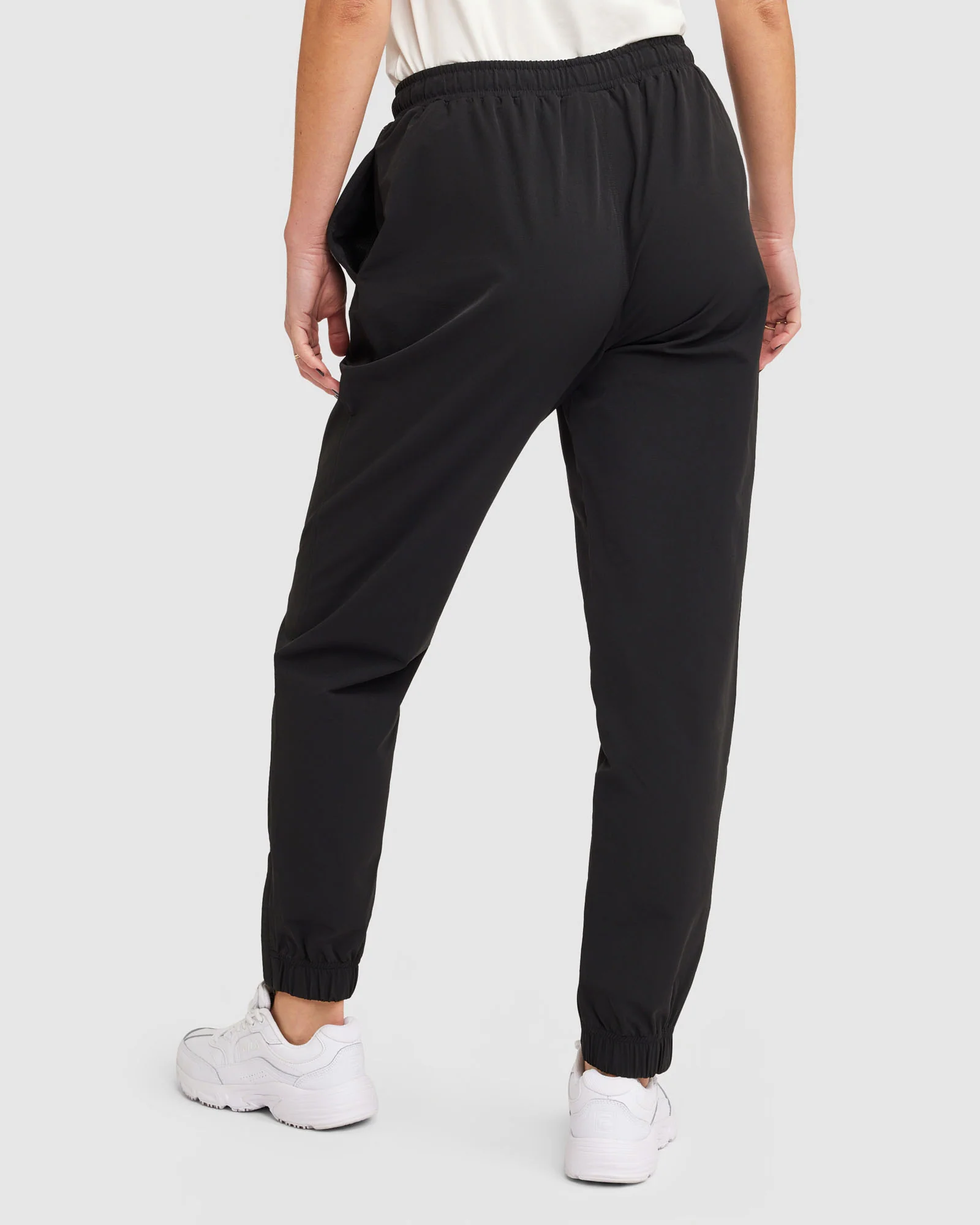 Classic 2.0 Women's Pants - Image 3