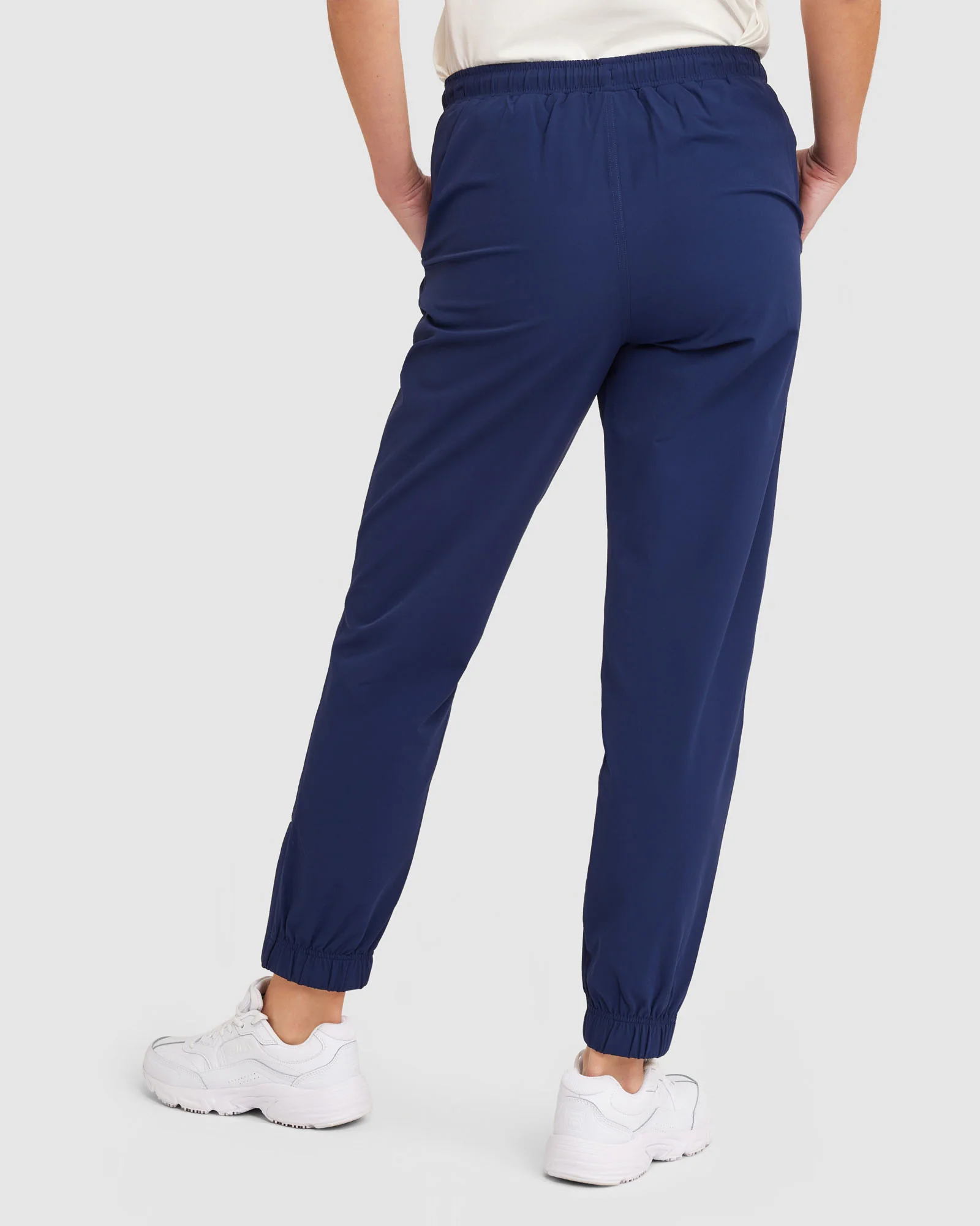 Classic 2.0 Women's Pants - Image 3