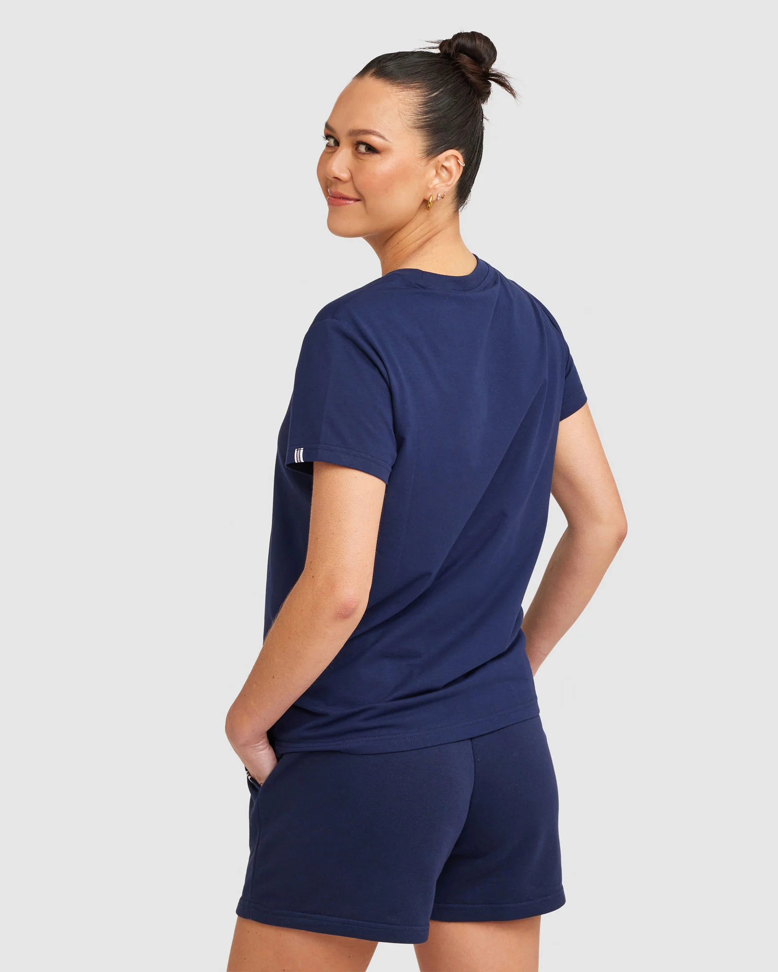 Classic 2.0 Women's Tee - Image 3