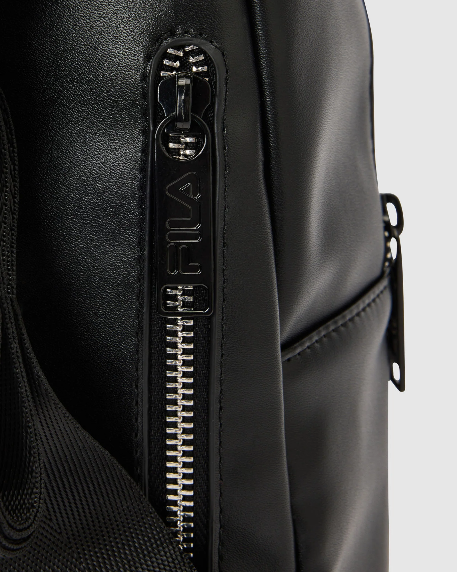 Fionda Sling Bag LX - Image 4