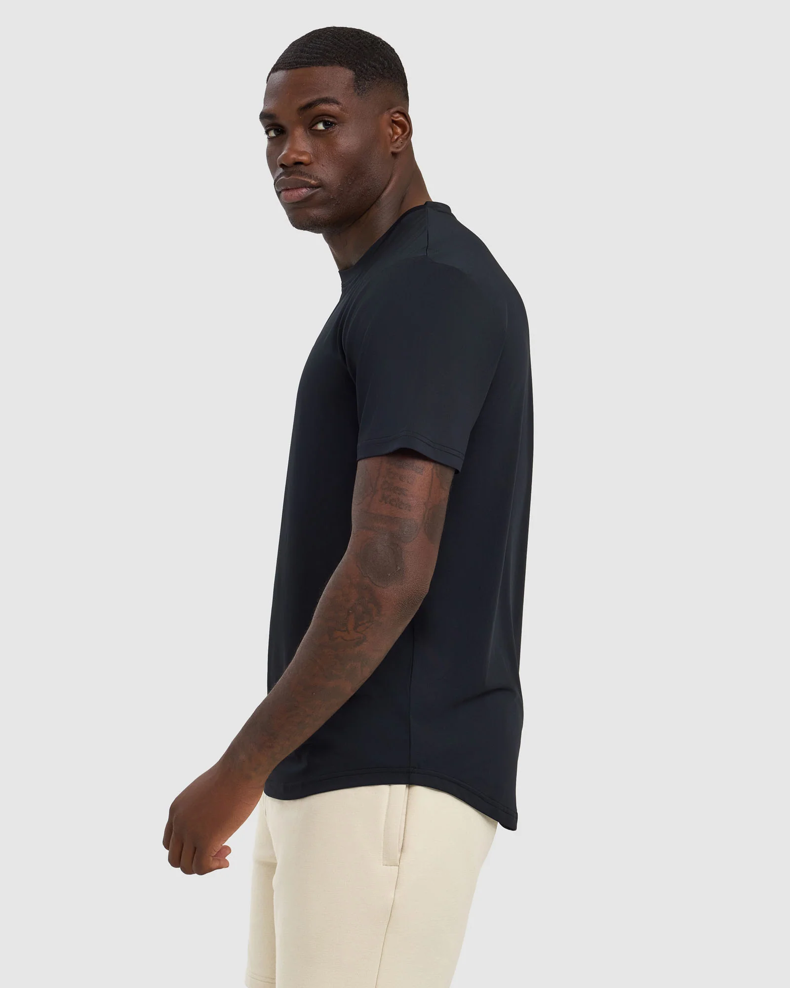Men's Bailey QDry Tee - Image 2