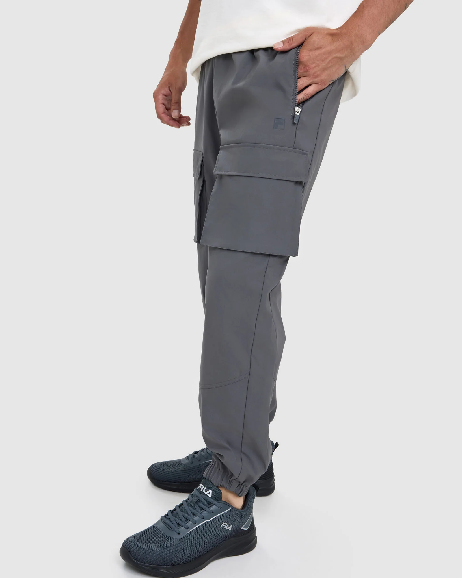 Men's Drew Cargo Pants - Image 4