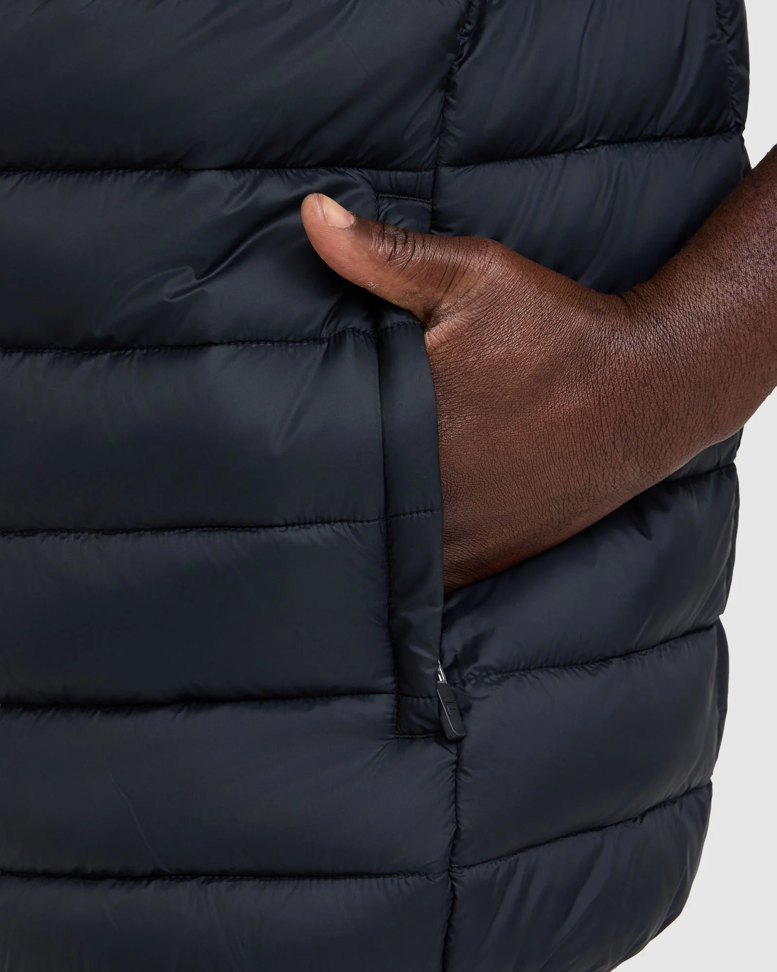 Men's Drew Lite Puff Vest - Image 6